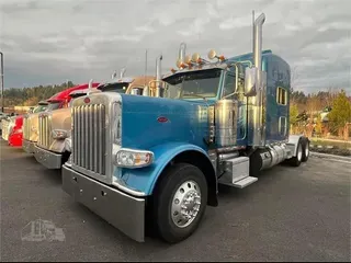 2019 PETERBILT 389