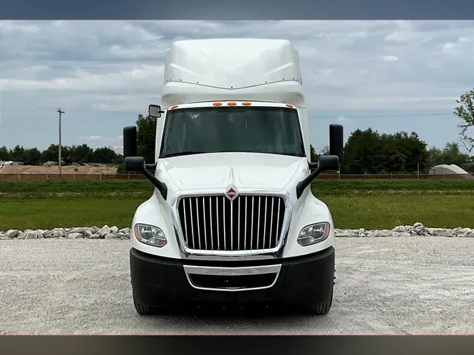 2022 INT LT625 6x4