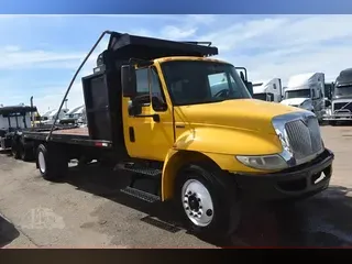 2014 INTERNATIONAL DURASTAR 4300