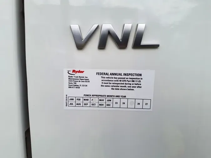 2019 VOLVO VNL64T-300
