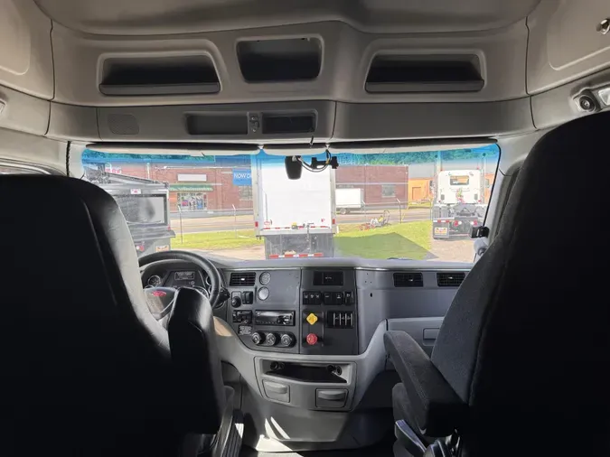 2020 Peterbilt 579
