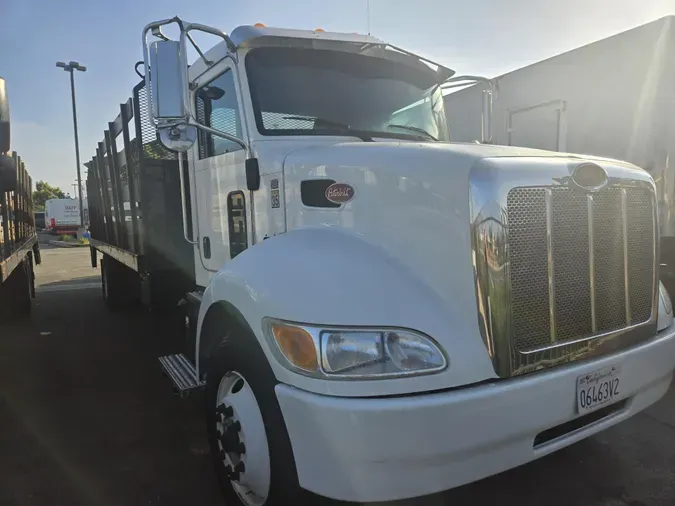 2020 Peterbilt 337