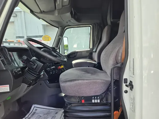2020 NAVISTAR INTERNATIONAL LT625 SLPR CAB