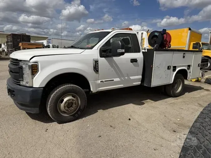 2018 FORD F350 XLa79b9f01c1c9e6cd38ca16cf2aa200d6