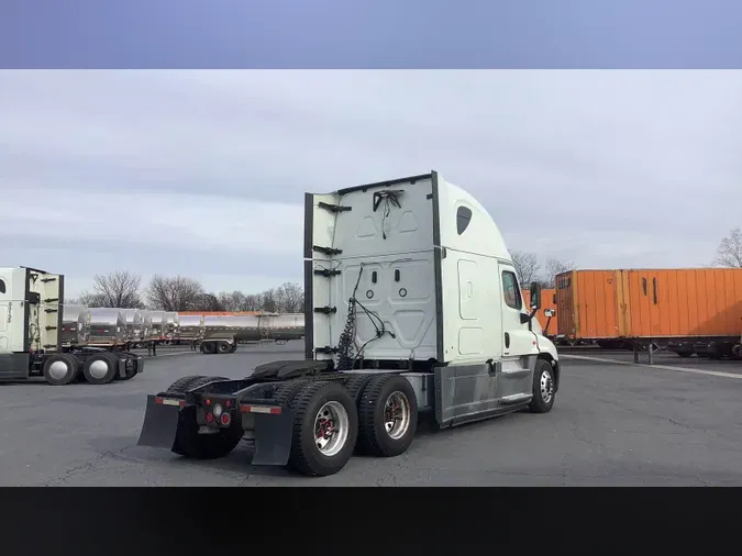 2018 Freightliner Cascadia