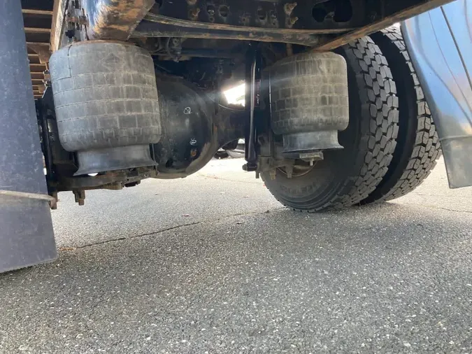 2019 NAVISTAR INTERNATIONAL 4300