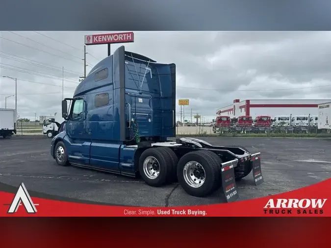 2020 VOLVO VNL760
