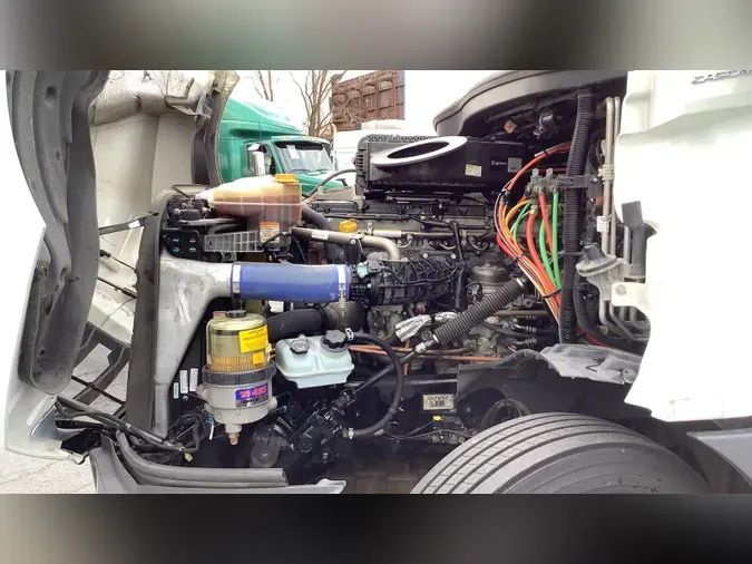 2022 Freightliner Cascadia 126a79e2547078656ca56bb1f8d68b28ab1