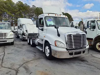 2016 FREIGHTLINER/MERCEDES CASCADIA 125