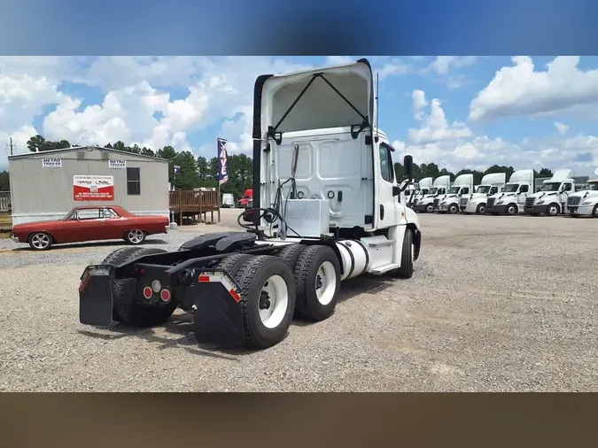 2019 FREIGHTLINER/MERCEDES CASCADIA 125a7a592d4aa0a82ac54521c590c443ef3