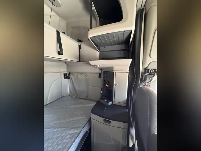 2021 Peterbilt 579