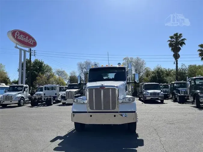 2025 PETERBILT 567