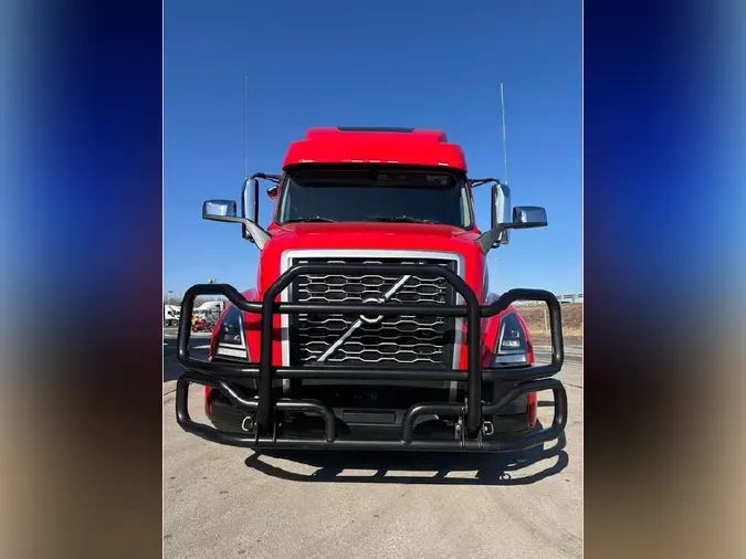 2024 VOLVO VNL64T860