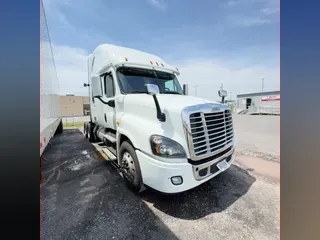 2017 FREIGHTLINER/MERCEDES CASCADIA 125