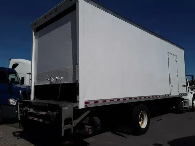 2019 FREIGHTLINER M2 106