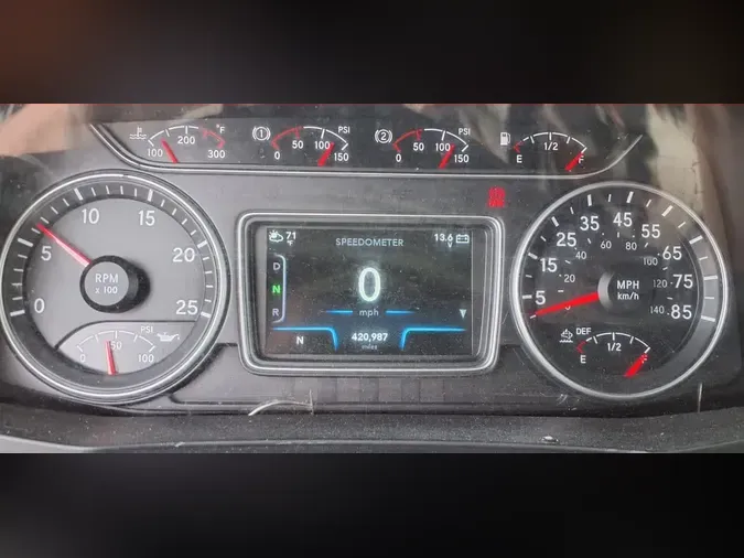 2020 NAVISTAR INTERNATIONAL LT625 SLPR CAB