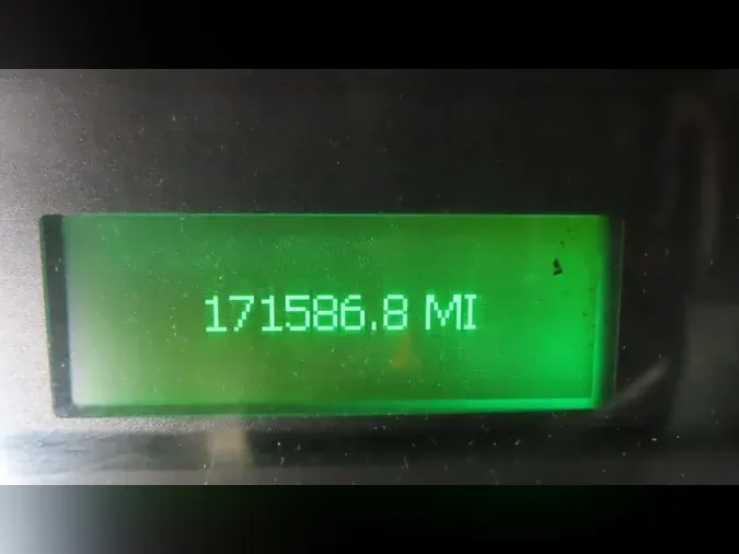 2017 FREIGHTLINER M2 106