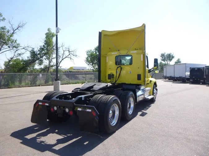 2021 Peterbilt 579