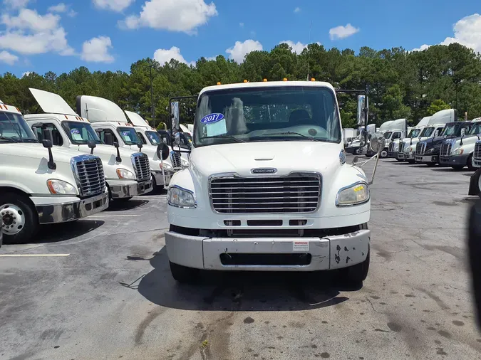 2017 FREIGHTLINER/MERCEDES M2 106