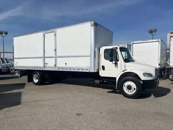 2018 Freightliner Business Class M2 106