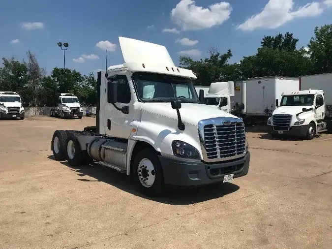 2017 Freightliner X12564STa7cd895bbe900c85c5a77227a0f95224