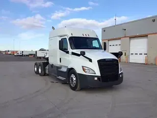 2020 Freightliner Cascadia