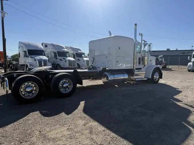 2023 Peterbilt 389a7d01578737d81334158ad00afb84134