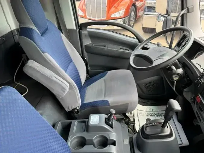 2022 Isuzu FTRa7d105ccfba00896e9a1d1a25e003c7f
