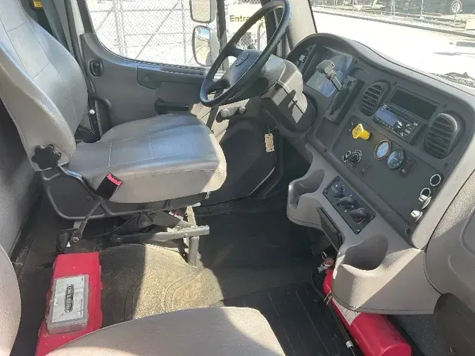 2018 Freightliner M2