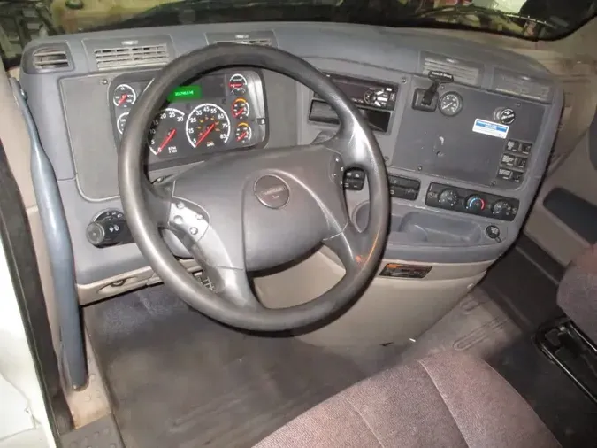 2018 FREIGHTLINER/MERCEDES CASCADIA 125