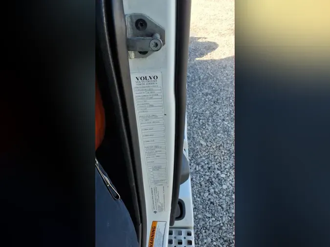 2020 Volvo VNR64T640