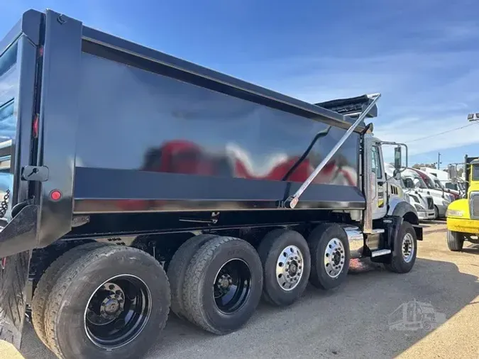 2013 MACK GRANITE GU813