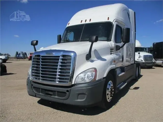 2019 FREIGHTLINER CASCADIA 125a7d82346ee66118dc5244105280d8c44