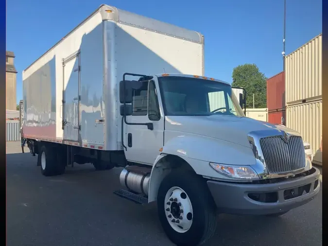2019 NAVISTAR INTERNATIONAL 4300