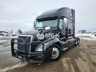 2024 VOLVO VNL64T860