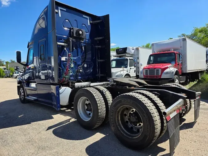 2020 FREIGHTLINER NEW CASCADIA PX12664