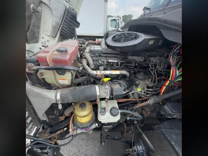 2019 FREIGHTLINER CASCADIA 125