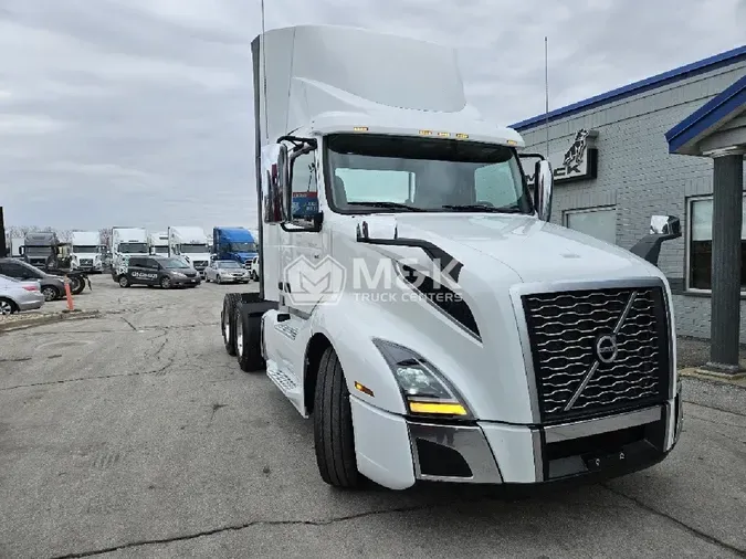 2021 VOLVO VNL300a7e93dd6b7ce2e361ff3c75b89b513fd