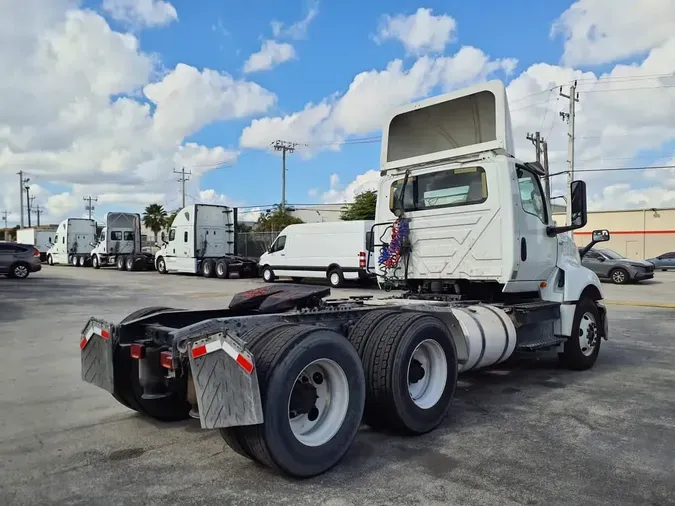 2018 NAVISTAR INTERNATIONAL LT625 DAYCAB T/Aa7ea8f0407d4da366ace918f4245990e
