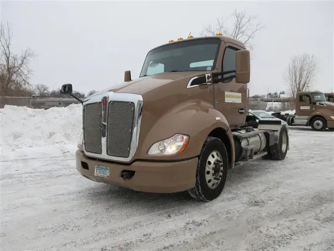 2020 KENWORTH T680a7eab7f5e642ea74ee59c4d6f7bc632b