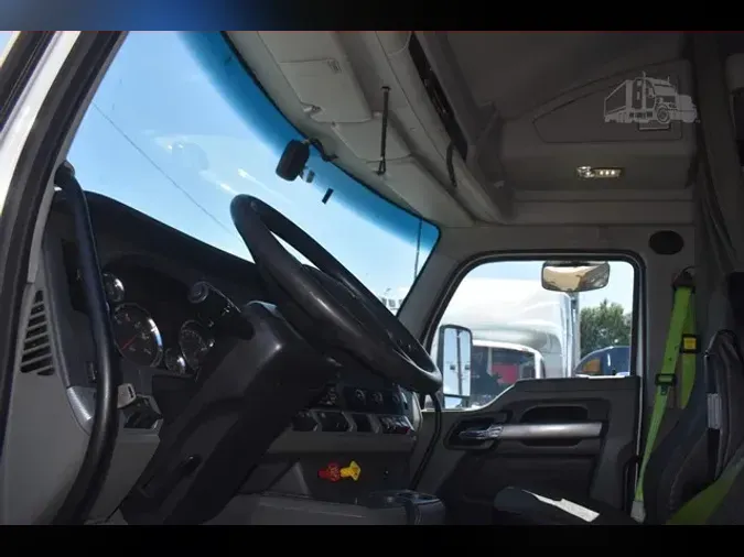 2021 KENWORTH T680