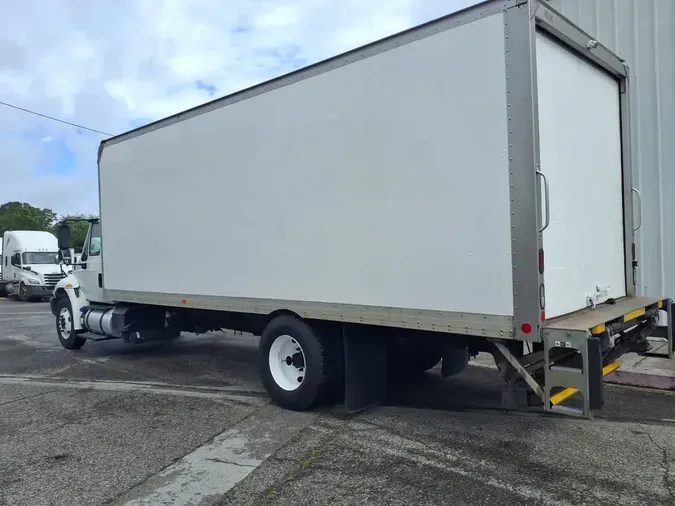2018 NAVISTAR INTERNATIONAL 4300 LP