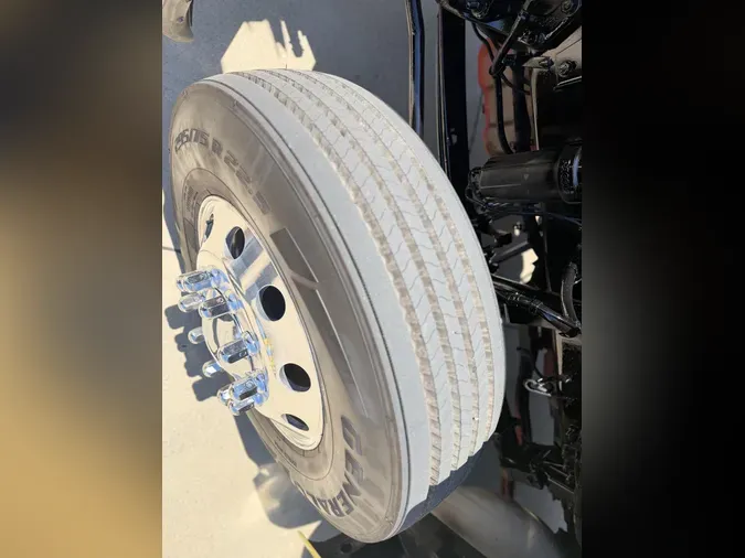 2021 Peterbilt 579