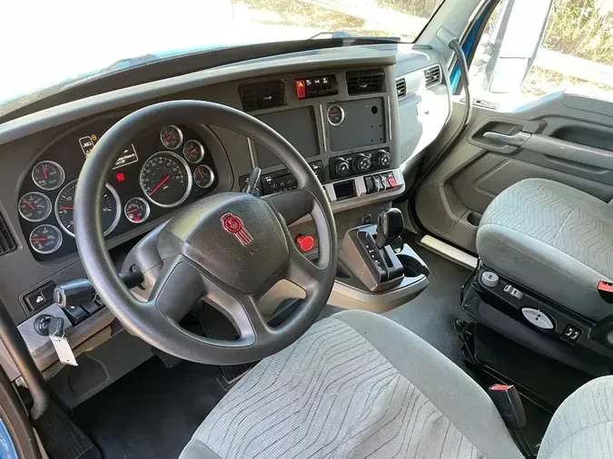 2016 KENWORTH T680
