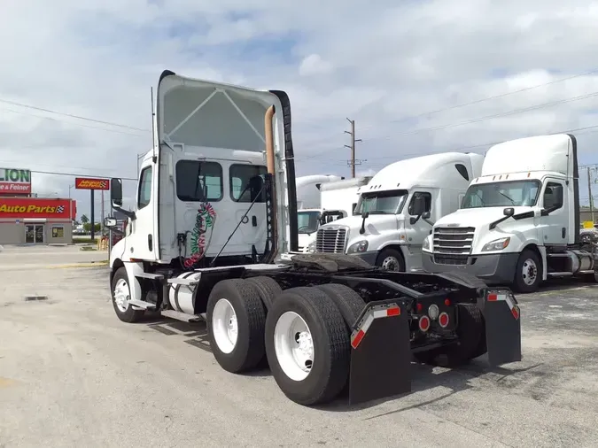 2020 FREIGHTLINER NEW CASCADIA PX12664