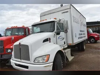 2011 KENWORTH T270