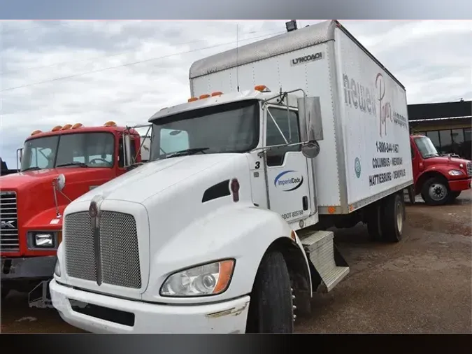 2011 KENWORTH T270a7f64b7d49767c8cc60f4be1008f1e99