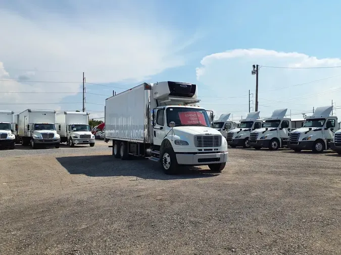 2018 FREIGHTLINER M2 106