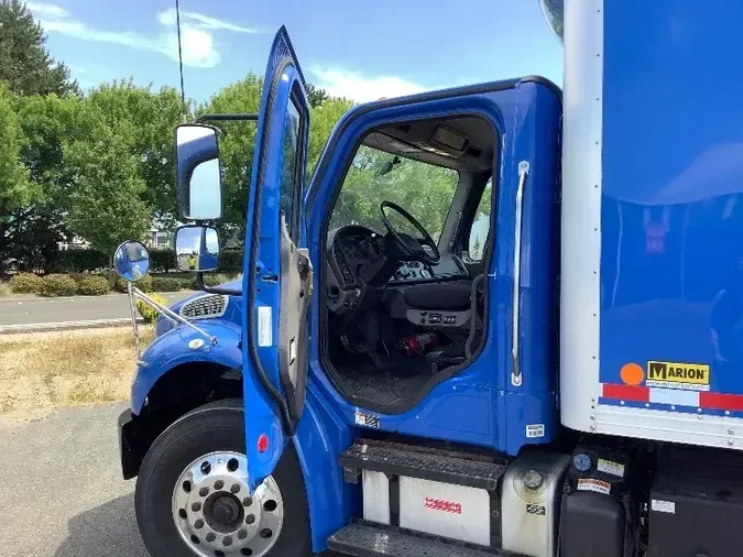 2020 Freightliner M2