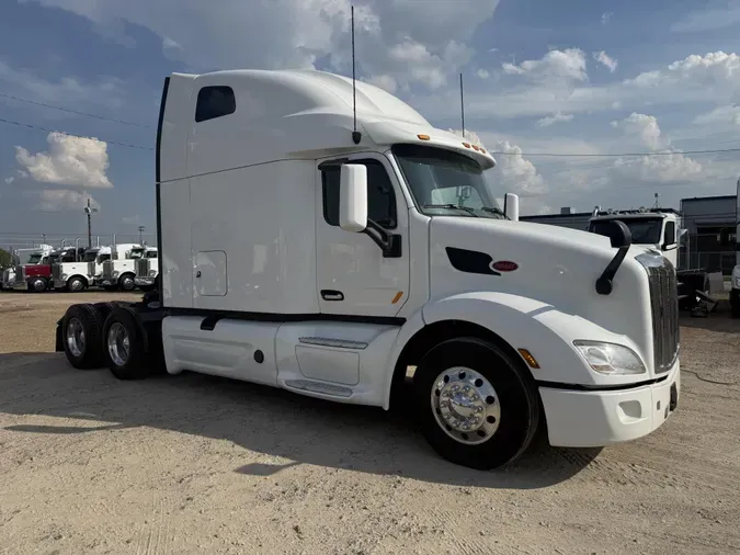 2022 Peterbilt 579